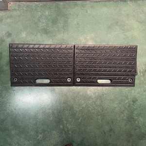 Dễ dàng cài đặt nhiệm vụ nặng nề 41*31.5*10cm cao su an toàn giao thông Xe bước thang tam giác Pad kerb đường lề đường đoạn đường nối - Product Image 5