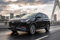 2026 Changan CS75 PRO SUV 7-Kursi 1.5L Bensin Naturally Aspirated FWD R18 Mobil Keluarga Murah dari Cina untuk Pasar Asia Tengah