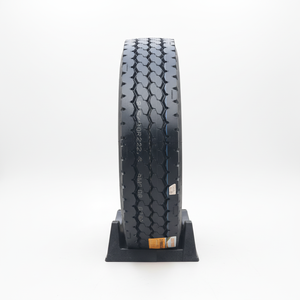 Neumáticos Radiales de Repuesto LCH T-REX, Totalmente de Acero, 12R24.5, para Camiones, Aptos para Todas las Posiciones de Rueda, para Camiones Pesados - Product Image 1
