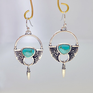 Orecchini Pendenti Creativi a Forma di Proiettile con Accenti Colorati, Stile Vintage, Orecchini Statement, Accessori Moda all'Ingrosso - Product Image 4