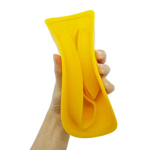 Assiette compartimentée en silicone incassable en forme de canard mignon, tapis de table pour bébé, vente chaude - Product Image 6