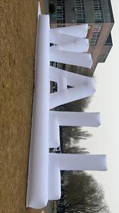 Mur de lettres gonflables géantes, alphabet personnalisé avec design de ballons lumineux LED, imperméable pour une utilisation en extérieur - Product Image 6
