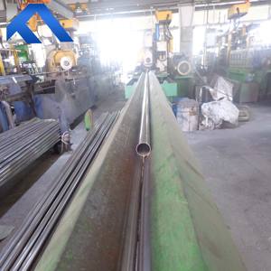 Труба нержавеющая сварная квадратная малого диаметра из стали 304, с покрытием 2B, стандарт ASTM EN, коррозионностойкая - Product Image 4