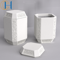 C & H Offre Spéciale 8oz bougeoirs en céramique personnalisé marque privée conçu vases votifs pour la fabrication de bougies pots vides mats