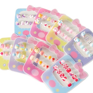 12 Pièces de <span class=keywords><strong>Faux</strong></span> Ongles pour Enfants, Design <span class=keywords><strong>Original</strong></span>, Colorés, Mignons, à Presser, Ongles de Dessin Animé pour Enfants, Ongles Artificiels - Product Image 1