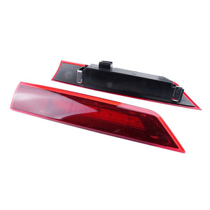 Luz de Freno Trasera Multifunción Roja de Montaje Alto para Ford Transit V362 (Par) - Product Image 4