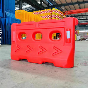 Barrières remplies d'eau Ronda, hauteur 1,8 m, barrières anti-collision pour la construction routière et l'isolation - Product Image 2