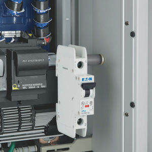 Disjoncteur <span class=keywords><strong>miniature</strong></span> EATON série FAZ FAZ-<span class=keywords><strong>C15</strong></span>/1-RT 15A 1P CCC UL pour boîte de distribution résidentielle - Product Image 4