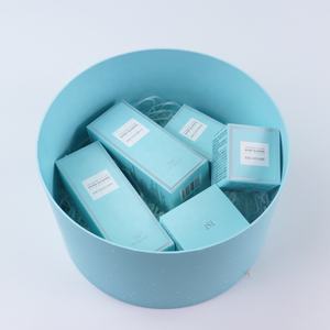 Crown Win - Cajas de Regalo Cosméticas de Lujo Hechas con Materiales Reciclados, Cierre Magnético, Diseño Personalizado para Labiales, Colores Pastel - Product Image 5