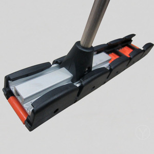 Alta venta para tubería cuadrada, abrazadera de riel cuadrado en demanda Tendencia Resistencia al desgaste Abrazadera de riel de guía única de plástico - Product Image 2