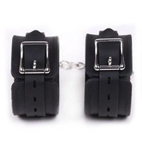 LOVE Bondage Esposas de silicona Muñequeras Tobilleras. Esposas de accesorios de juego sexual para adultos de cuero negro seguro y de alta calidad