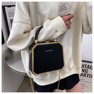 IStapromo <b>Gifts</b> Women Shoulder Handbags Purses Lady Travel Cute Hard <b>Box</b> Shape Pu Leather Crossbody Bag With Short Rope Handle - Product Image 4