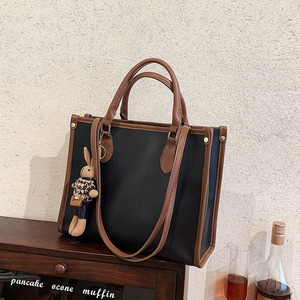 <span class=keywords><strong>Borsa</strong></span> a <span class=keywords><strong>Tracolla</strong></span> da <span class=keywords><strong>Donna</strong></span> alla Moda per Fotocamera, <span class=keywords><strong>Borsa</strong></span> Porta Telefono con Chiusura a Cerniera, <span class=keywords><strong>Borsa</strong></span> Messenger in PU e Poliestere - Product Image 3