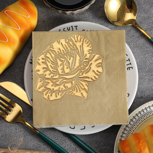 Série de serviettes en papier carrées à motif de roses en relief 3D estampées or, spécialement conçues pour les restaurants, les hôtels, les fêtes et - Product Image 1