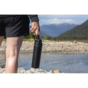 Bottiglia Omni Sip RCS da 720ml, merchandising sostenibile - Product Image 5