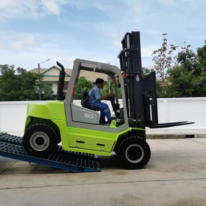 Fd50 מלגזה חשמלי בגודל קטן 5 טון מלגזה עם 1070*122 מ "מ מזלג - Product Image 1