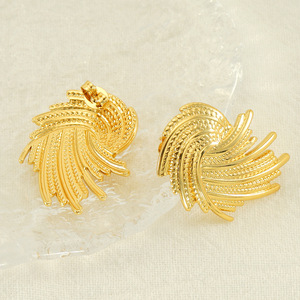 Zogxin Gold Geometric Stud Earrings 18K Stainless Steel Party Fashion Jewelry - Product Image 2