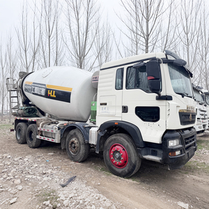 Camion malaxeur à <span class=keywords><strong>béton</strong></span> Howo 6x4 8x4 pour un mélange de <span class=keywords><strong>béton</strong></span> fluide et une <span class=keywords><strong>livraison</strong></span> stable sur les projets urbains et industriels - Product Image 1