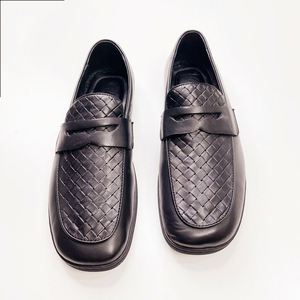 Drop Shipping High Quality Genuine Leather Men Flats Shoes Career Lace-Up Square Toe Rubber Outsole Lightweight - Product Image 2