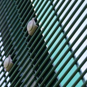 Paneles de Malla de Seguridad Reforzados Tipo 358, Anti-escalada y Anti-cortes, para Protección de Límites - Product Image 2