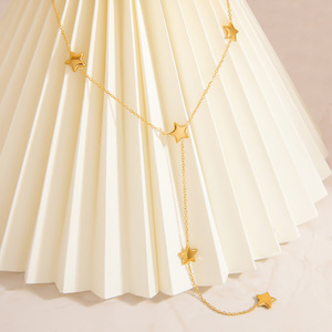 Collier pendentif étoile en acier inoxydable couleur or 18 carats, chaîne de clavicule unisexe pour usage quotidien - Product Image 1