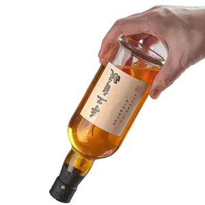 Compre en China Botellas de Vidrio Transparente Super Flint de 500ml/700ml para Licores, Vodka, Whisky, Vino de Frutas con Tapa de Rosca, Paquete de 100 Unidades - Product Image 3
