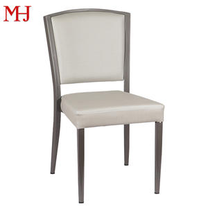 Modern bej deri yemek sandalyesi kahverengi alüminyum boru taklit ahşap yüksek yoğunluklu köpük yastık döşemeli otel oturma odası - Product Image 1