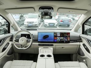 Voyah Dreamer Luxe Bleu MPV d'occasion Confort Inégalé Spacieux Élégance Redéfinie Véhicules à Énergie Nouvelle à Vendre Autonomie 601-700km - Product Image 6