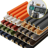 Panneaux de plafond, panneaux structurels extérieurs, panneaux muraux en composite bois-plastique (WPC) imperméables pour usage hôtelier, design moderne, ignifuges