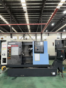 Máquina de Torneado CNC Doosan Usada LYNX 220 Centro de Torneado y Fresado en Oferta - Product Image 6