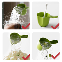 Ventes directes d'usine cuillères de douche de bébé en plastique cuillères à eau tasse de shampooing pour bébé pour le lavage des cheveux tasses de shampooing pour enfants