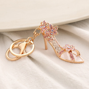 Металлическая сумка на высоком каблуке - Product Image 3