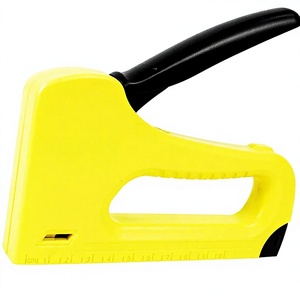Agrafeuse en plastique légère et durable 3-en-1 - Product Image 1