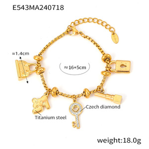 กำไลข้อมือวินเทจแบบปรับแต่งได้ ป้องกันการหมอง 18K ทอง PVD สแตนเลสสตีล พร้อมตัวล็อกแบบกระเป๋าและจี้เปลี่ยนได้ - Product Image 4
