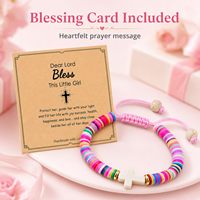Bracelet de foi en perles d'argile polymère avec breloque croix et carte de bénédiction – Cadeau religieux pour baptême et première communion
