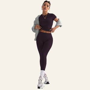 Nuovo arrivo <span class=keywords><strong>abbigliamento</strong></span> da allenamento solido <span class=keywords><strong>abbigliamento</strong></span> da Yoga da <span class=keywords><strong>donna</strong></span> <span class=keywords><strong>abbigliamento</strong></span> sportivo Fitness Yoga <span class=keywords><strong>abbigliamento</strong></span> da palestra <span class=keywords><strong>sostenibile</strong></span> set Fitness da <span class=keywords><strong>donna</strong></span> - Product Image 1