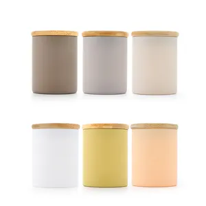 Commercio all'ingrosso di cosmetici ambra piccolo vaso di vetro con bambù vite coperchio superiore