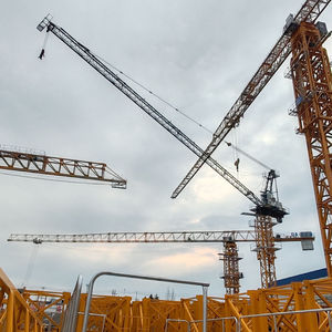 Grúa Torre de Brazo Articulado DAHAN de Alta Calidad, 6 Toneladas, Modelo CTL110-4015, Pluma de 40 m, Altura Máxima de 102 m, Motor para Uso en Construcción - Product Image 6
