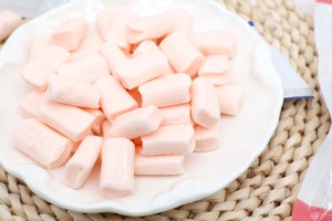 Gomitas de gelatina blandas y mastizables con sabor a frutas variadas al por mayor para confitería - Product Image 3