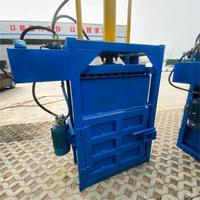 Presse à balles verticale hydraulique en acier inoxydable pour composants de moteur, carton et papier / Machine à emballer les déchets de papier