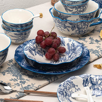 Vaisselle en porcelaine vintage de couleur bleuâtre, bols et assiettes en céramique de qualité supérieure, motif végétal, forme irrégulière, usage domestique