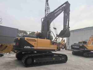 Excavatrice sur chenilles Hyundai R220, classe 20 tonnes, 99 % neuve, moteur Cummins et hydraulique Kawasaki, à vendre, prête à l'emploi - Product Image 5