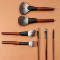 Ensemble professionnel de 7 pinceaux de maquillage en poils d'animaux avec outils pour le correcteur et le visage, pour poudre libre, fard à joues, fard à paupières, soins de beauté