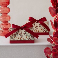 Boîte à dragées élégante à motif floral, triangulaire, avec ruban imprimé quatre couleurs et nœud, emballage en carton conique portable pour mariage et cérémonie nuptiale