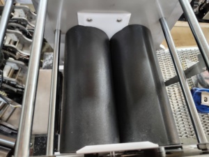 Automatic Multifunctional 304 Stainless Steel <b>Corn</b> Tortilla & Chapati Making Machine with 30pcs/Min Capacity - Product Image 2