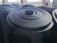 Panneau d'isolation en mousse de caoutchouc à cellules fermées, tube d'isolation pour climatisation, fournisseur d'isolation industrielle pour CVC, isolation de tuyaux