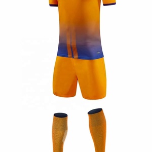 Ensembles de maillots de football pour jeunes en gros, uniformes de football par sublimation, ensembles de maillots de football pas chers, ensembles de maillots de football personnalisés - Product Image 6