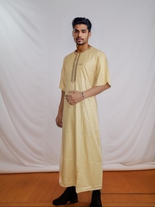 Yiwu Muqian Trading Firm Classic Neckline Embroidery Oman Arabic Style Nanhua <strong>Temple</strong> Thobe, Round Neck Muslim Thobe - Product Image 3