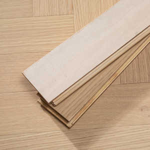 Parquet contrecollé en chêne blanc lisse multicouche AS2047, qualité AB, pose facile, 15 mm, durable, motif chevrons, 18 mm, style ferme - Product Image 1