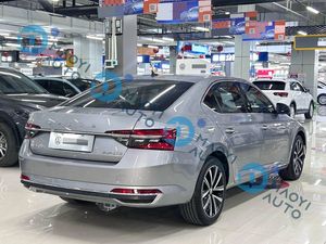 <span class=keywords><strong>Skoda</strong></span> Superb Premium Sedan 2023 con Funzionalità Avanzate - Product Image 4